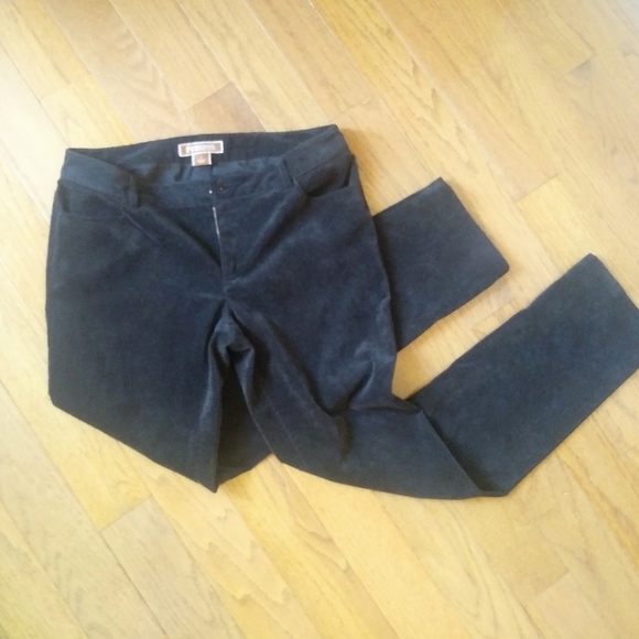 Michael Kors Black Corduroy Straight leg pant - Picture 8 of 8